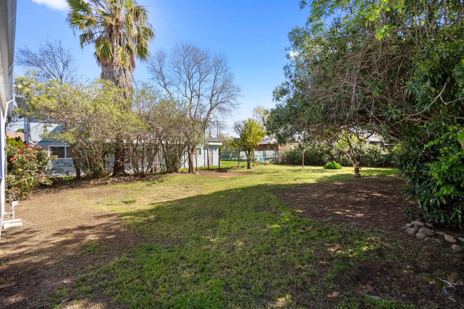 2562 Erickson Street