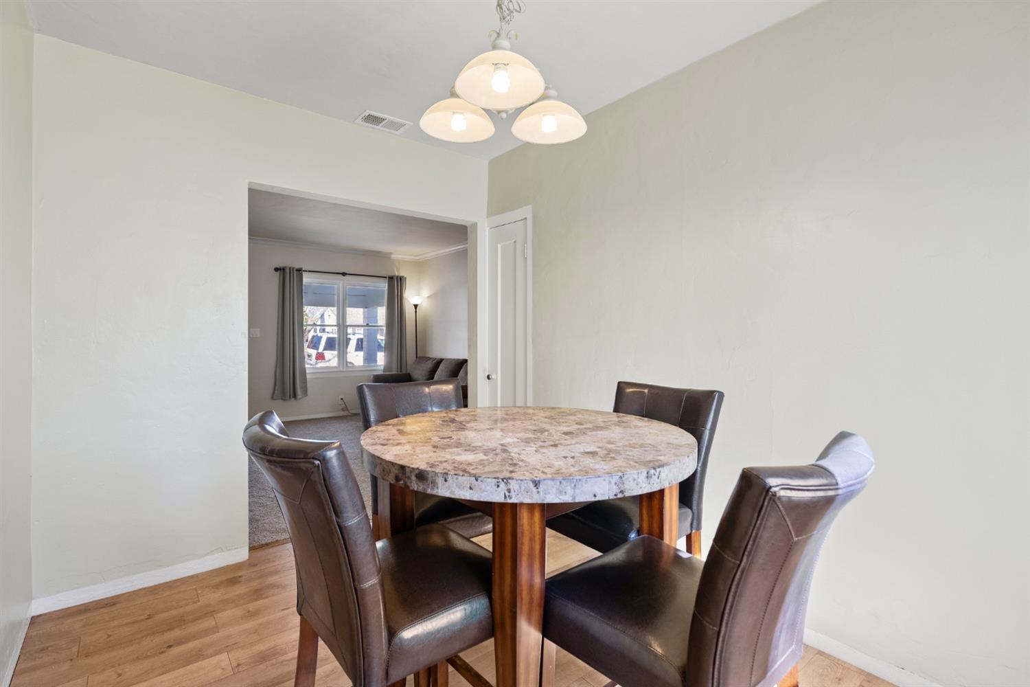 2562 Erickson Street