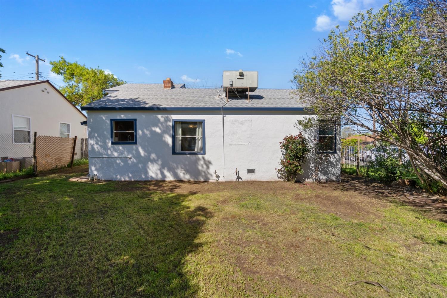 2562 Erickson Street