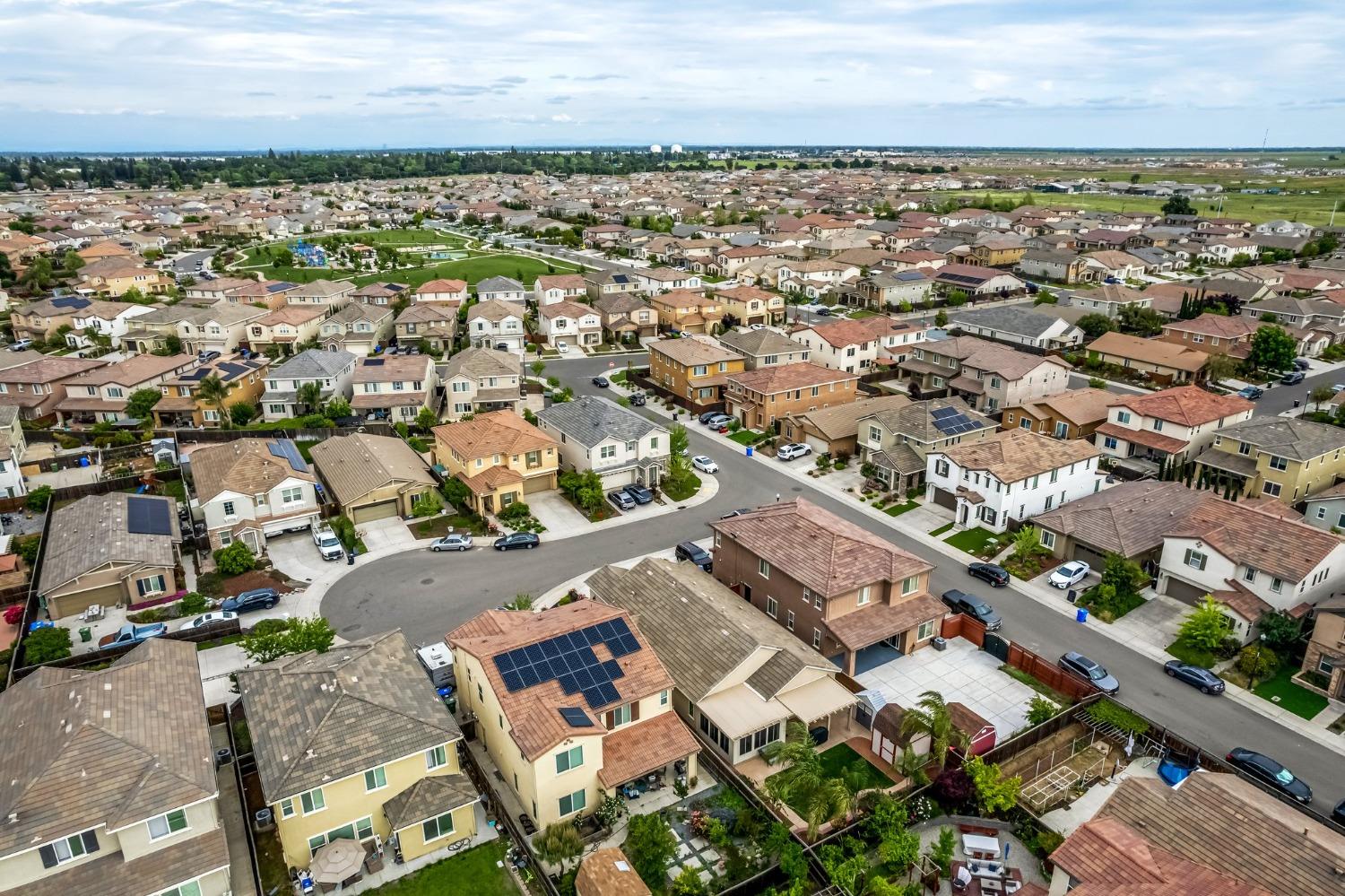 9904 Storm Petrel Court