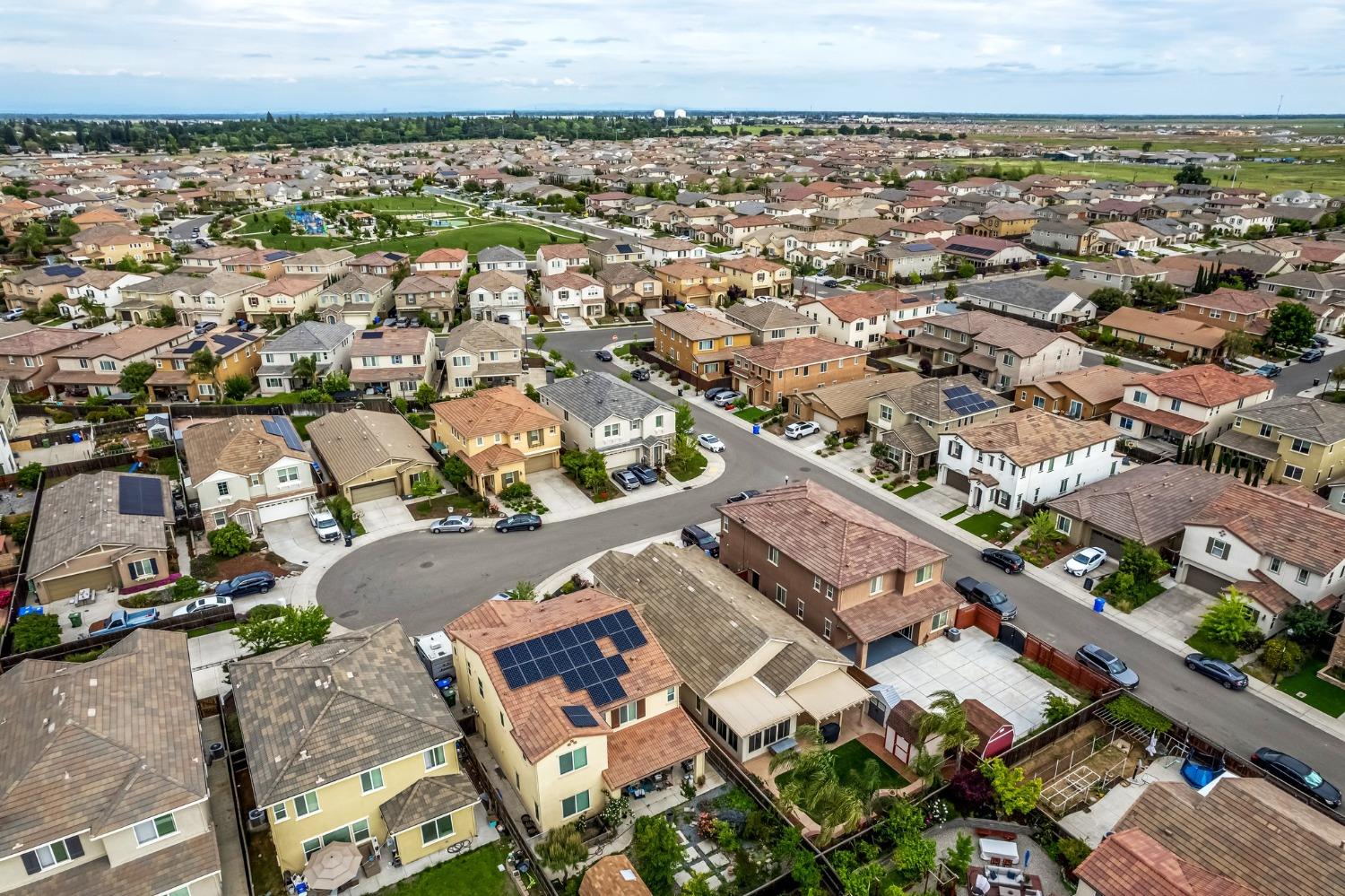 9904 Storm Petrel Court