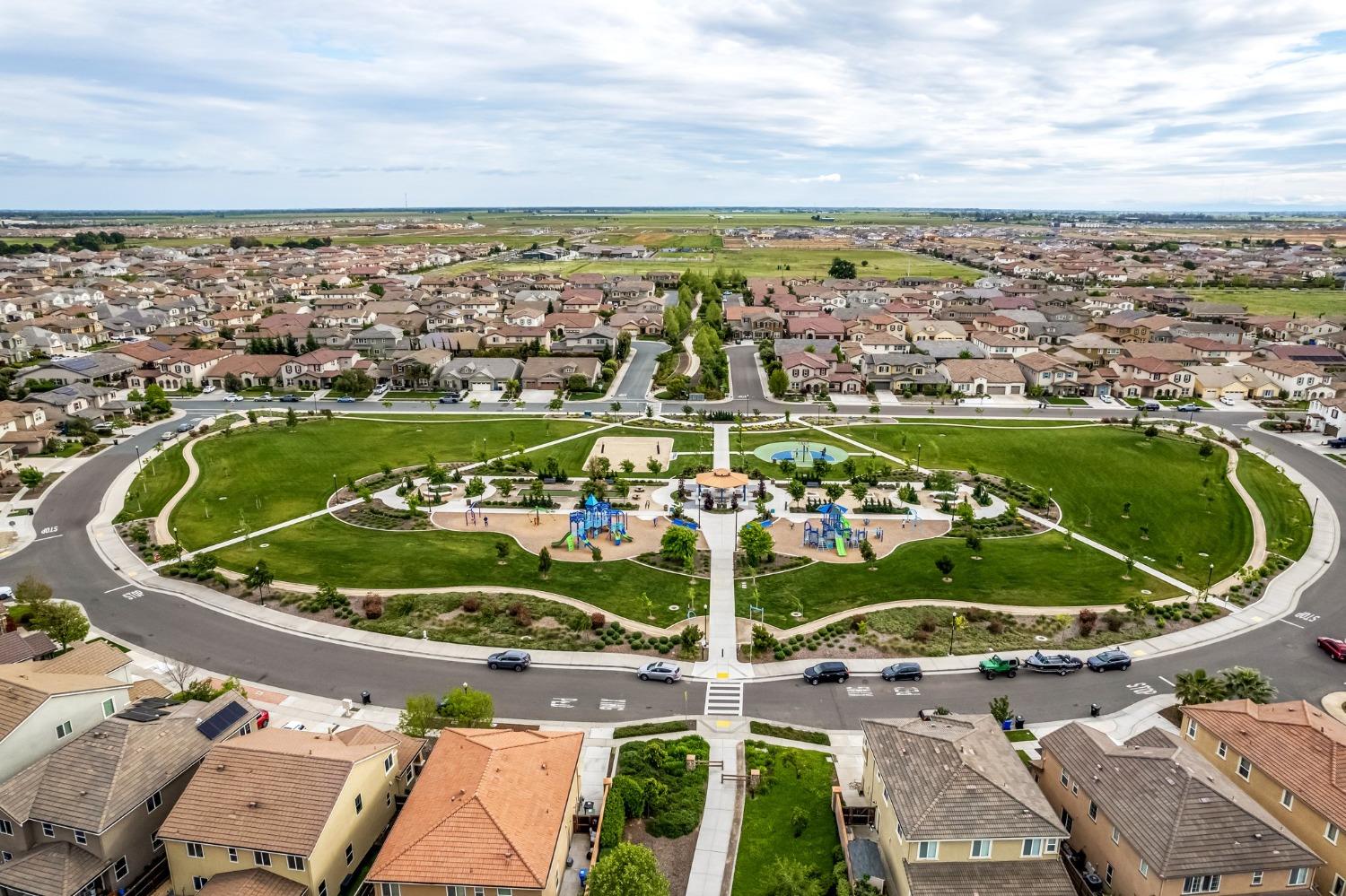 9904 Storm Petrel Court