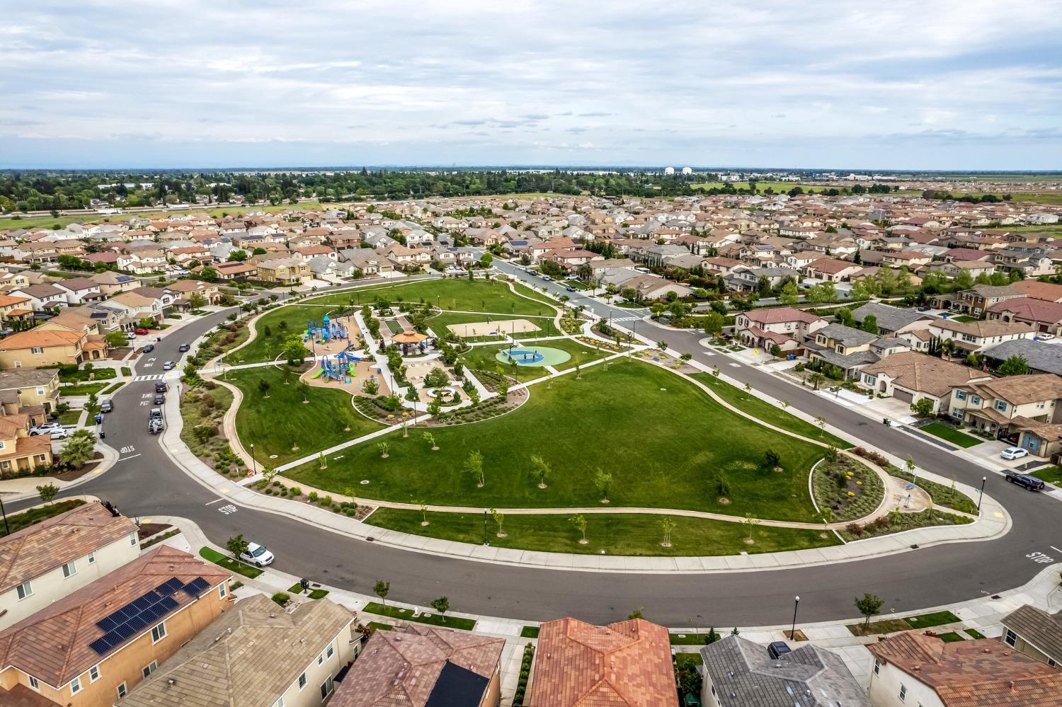 9904 Storm Petrel Court