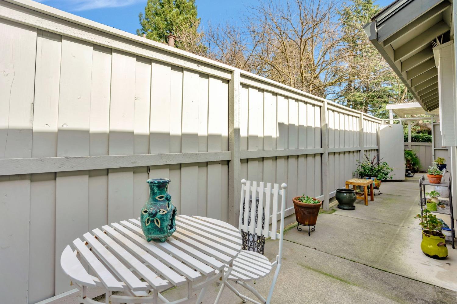 2918 Pasatiempo Place