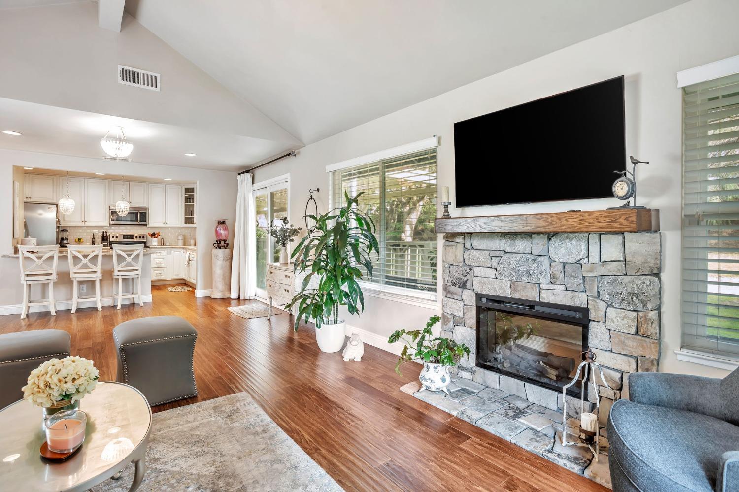 2918 Pasatiempo Place