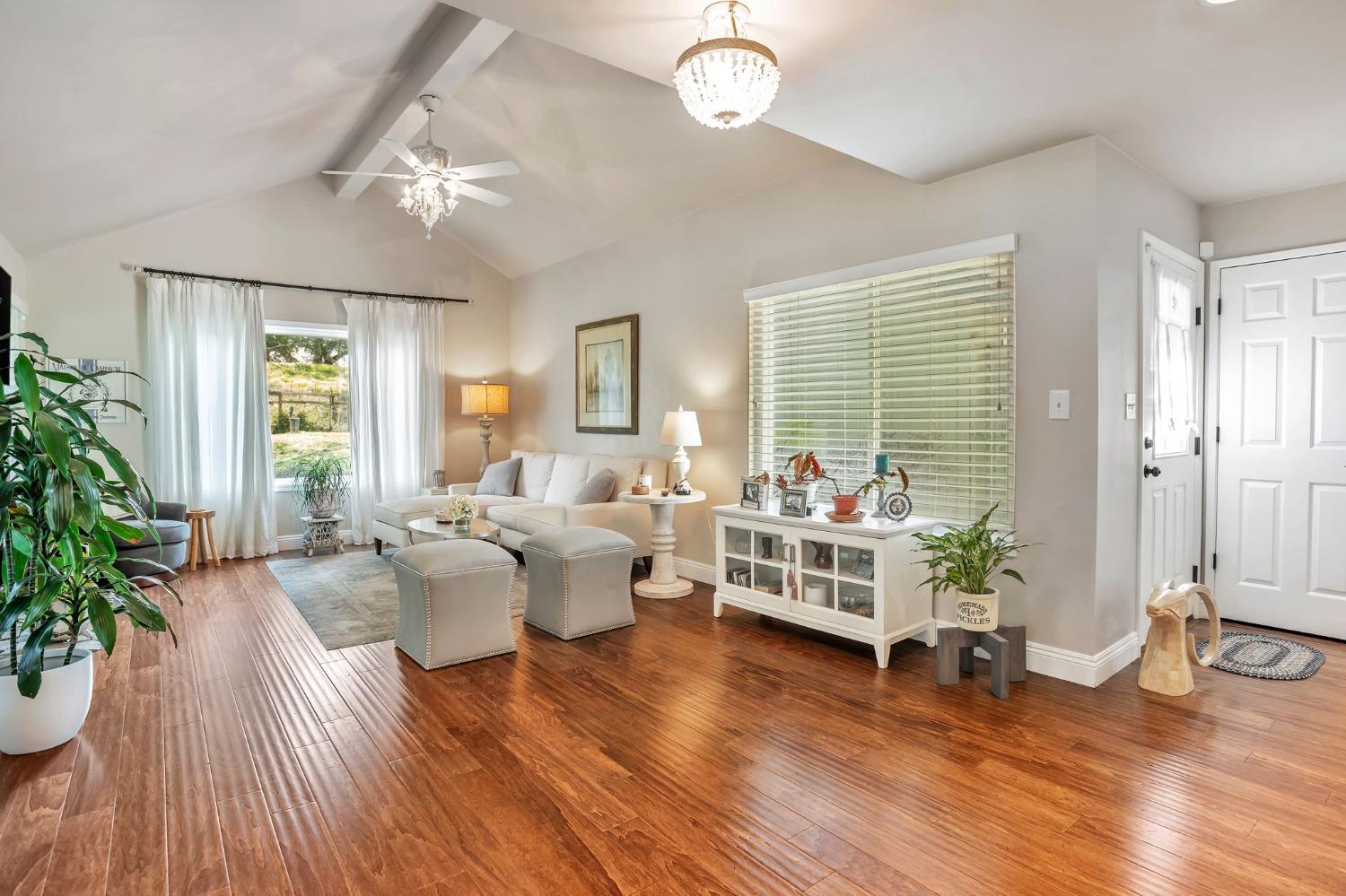 2918 Pasatiempo Place