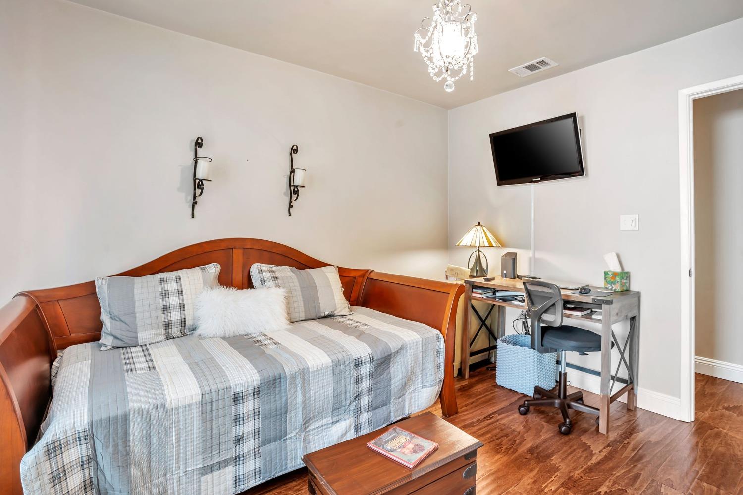 2918 Pasatiempo Place