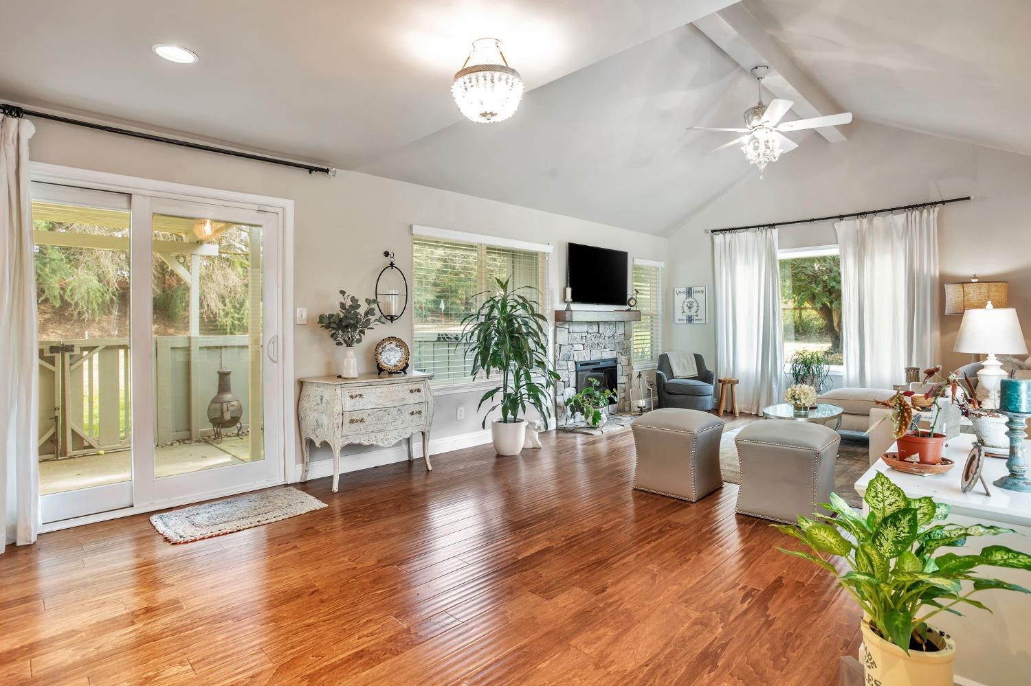 2918 Pasatiempo Place