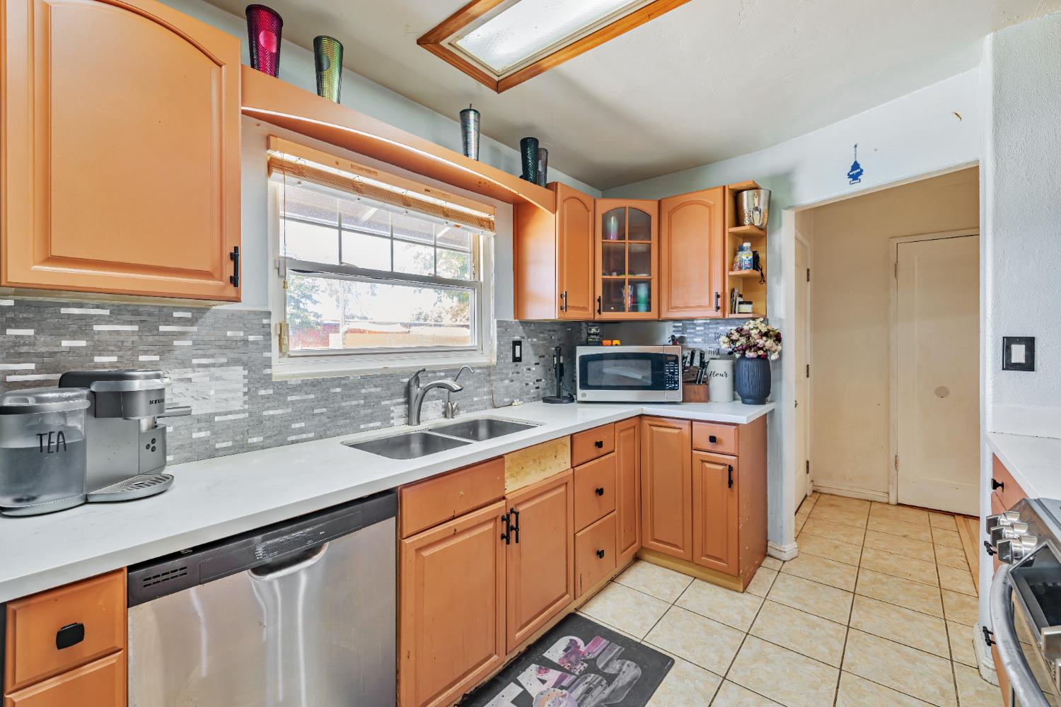 3212 Hurley Way