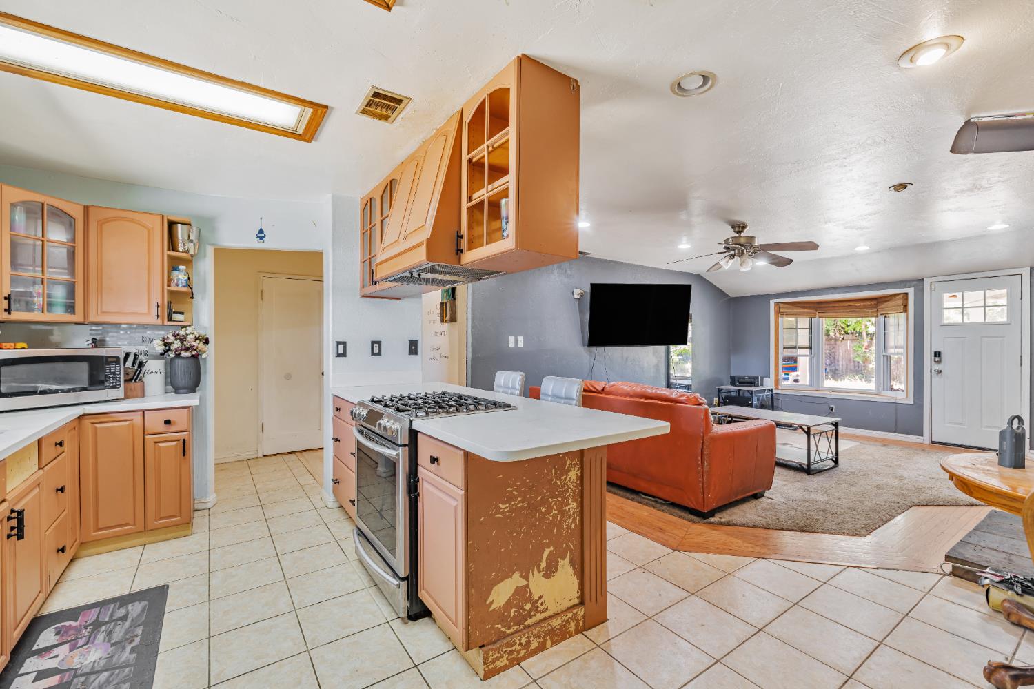 3212 Hurley Way