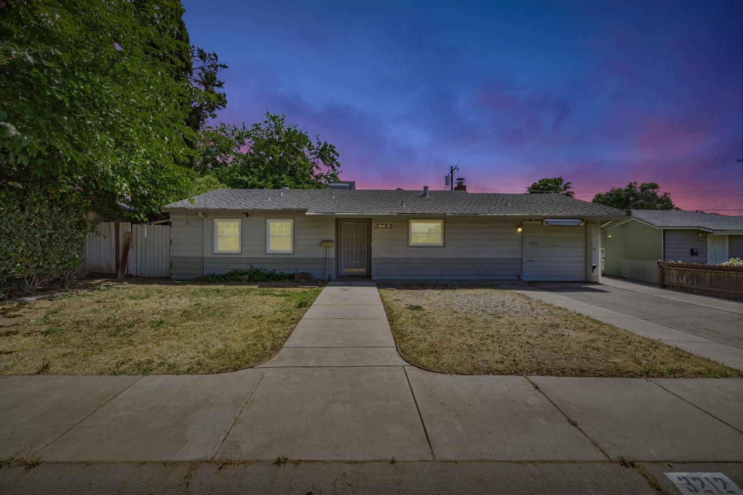 3212 Hurley Way