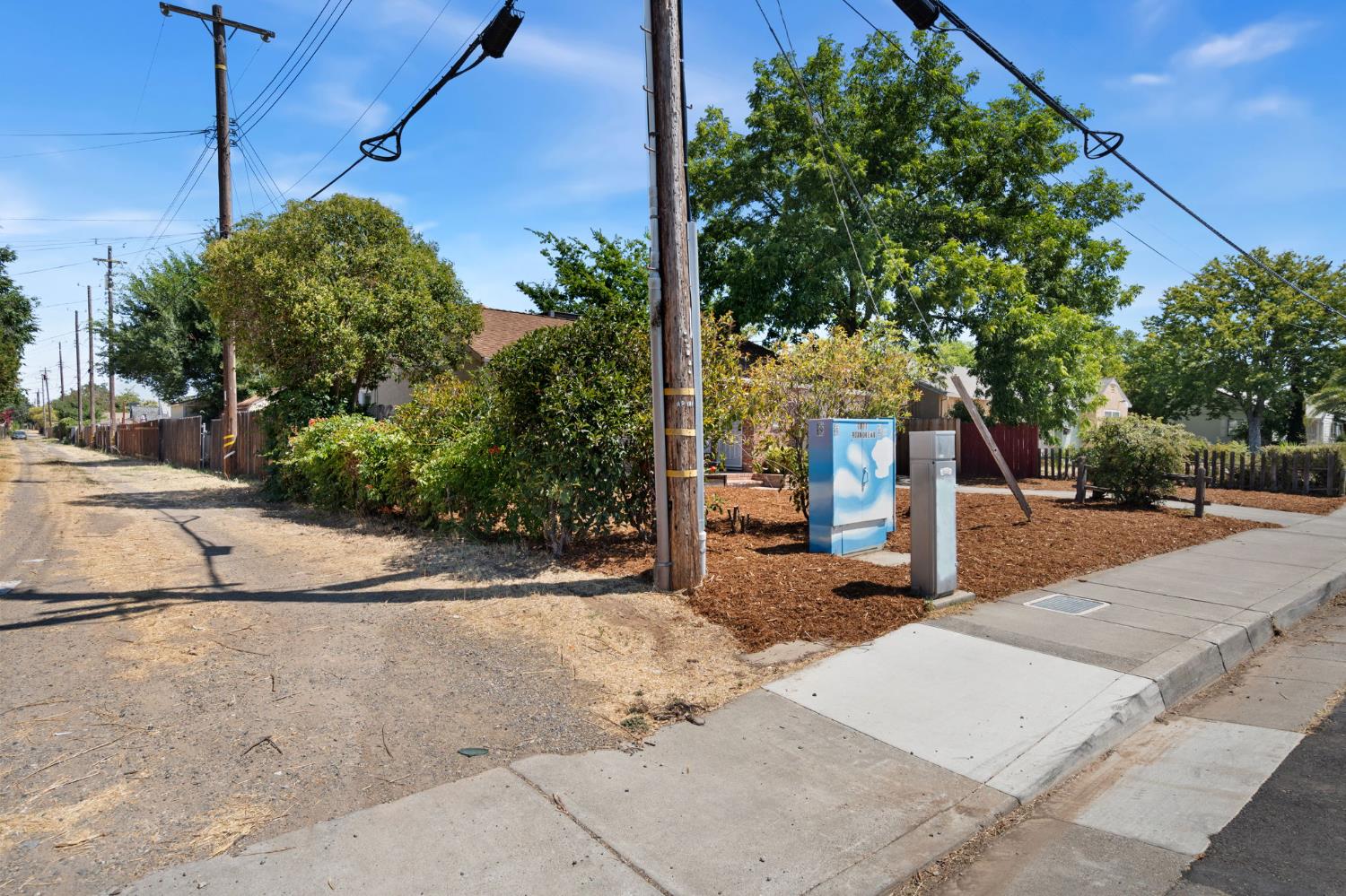 1811 Roanoke Avenue