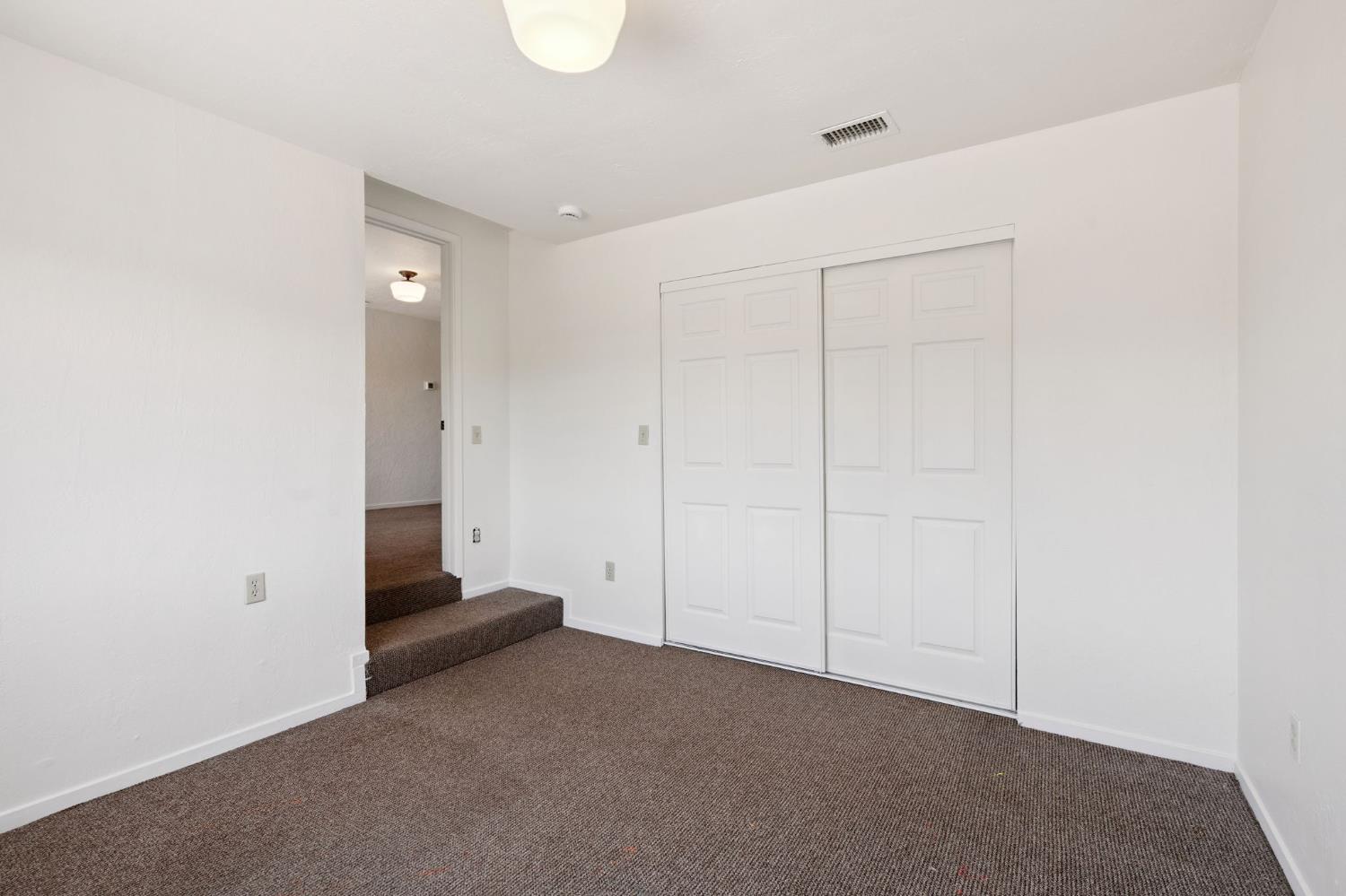 1811 Roanoke Avenue