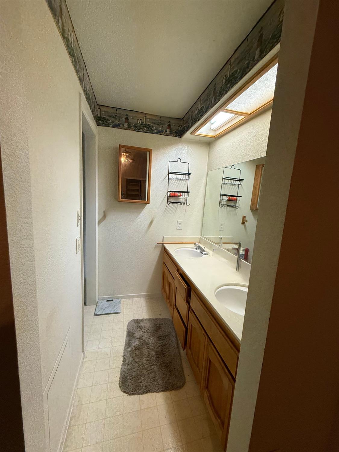 5 Suncloud Court
