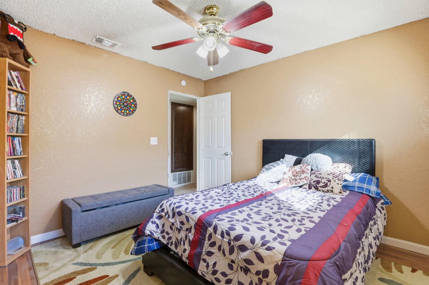 328 Las Animas Circle