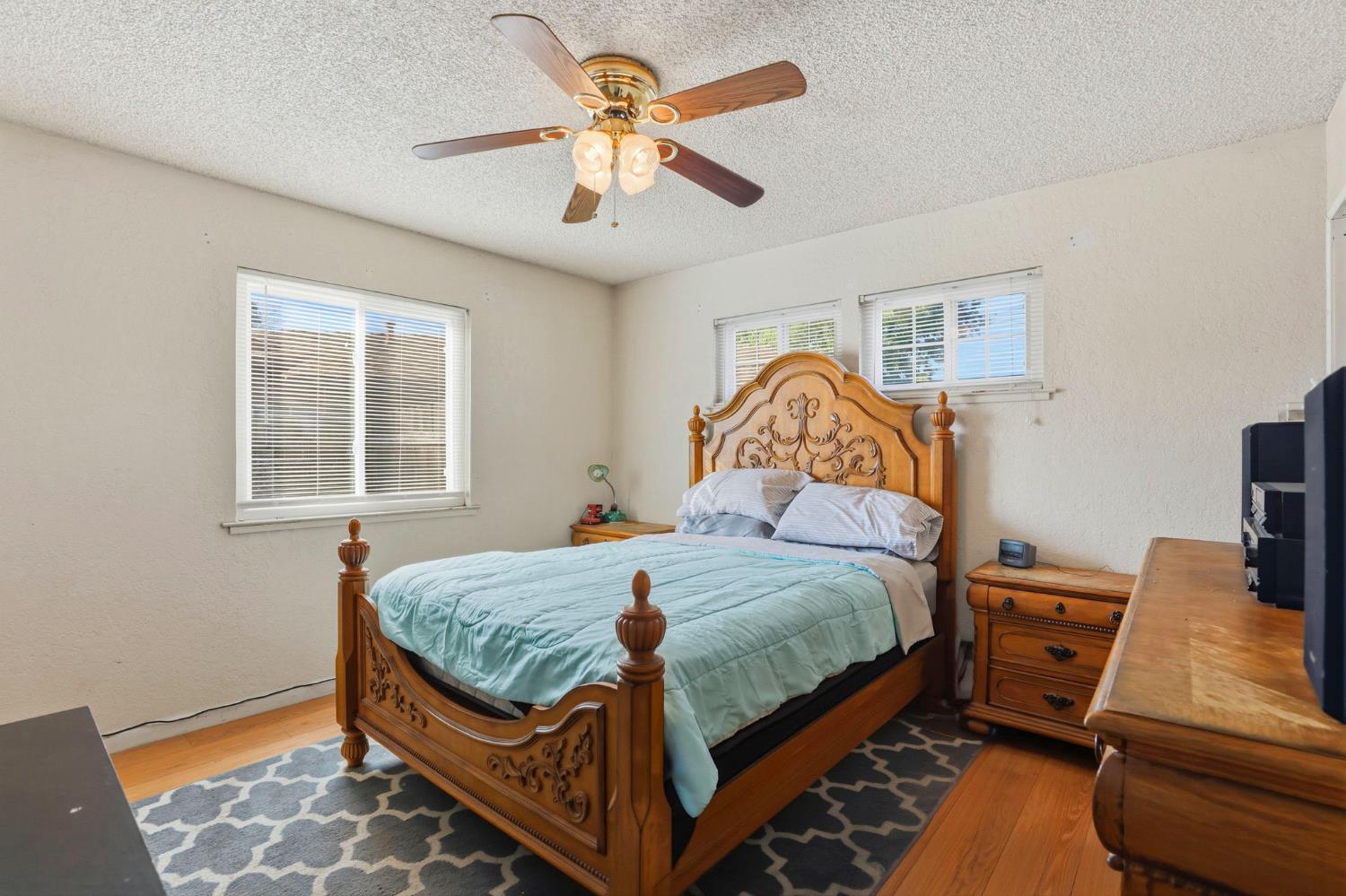 328 Las Animas Circle