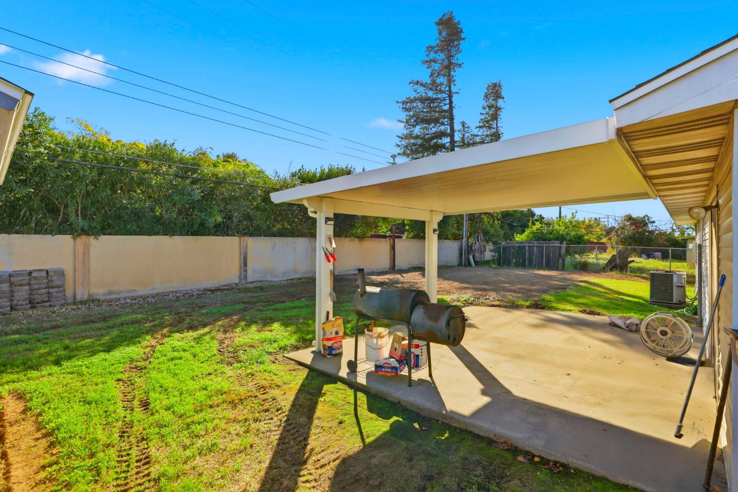 328 Las Animas Circle