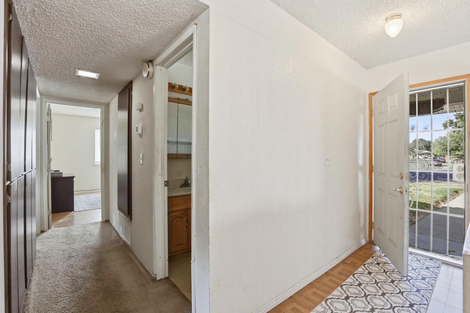 328 Las Animas Circle