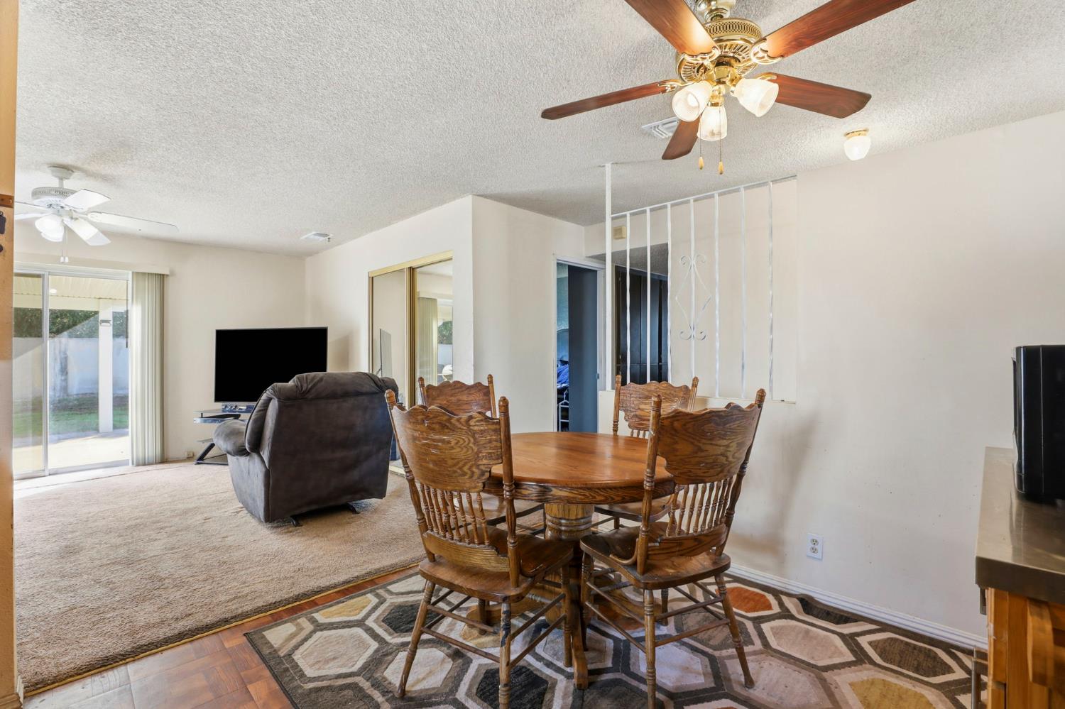 328 Las Animas Circle