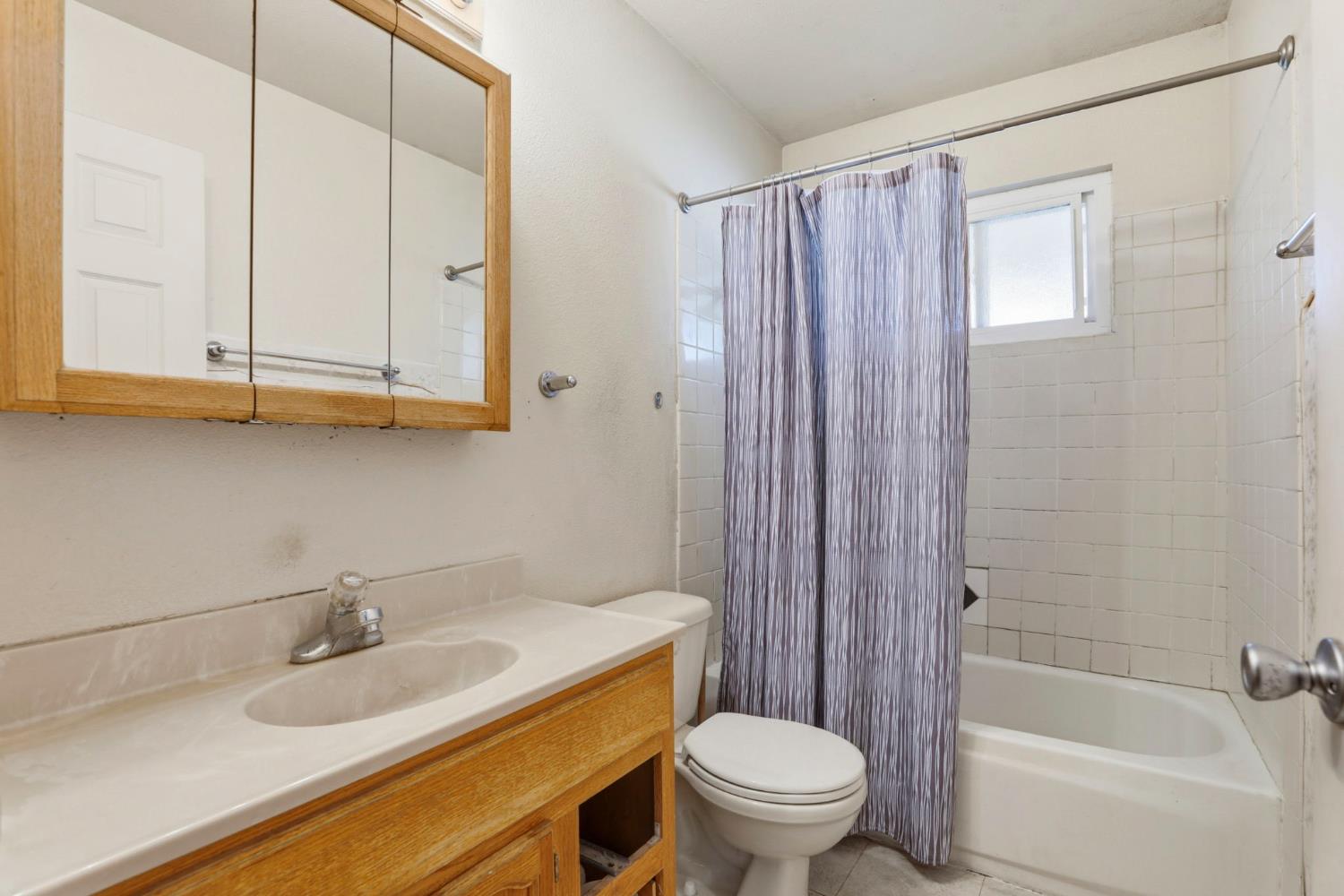 328 Las Animas Circle