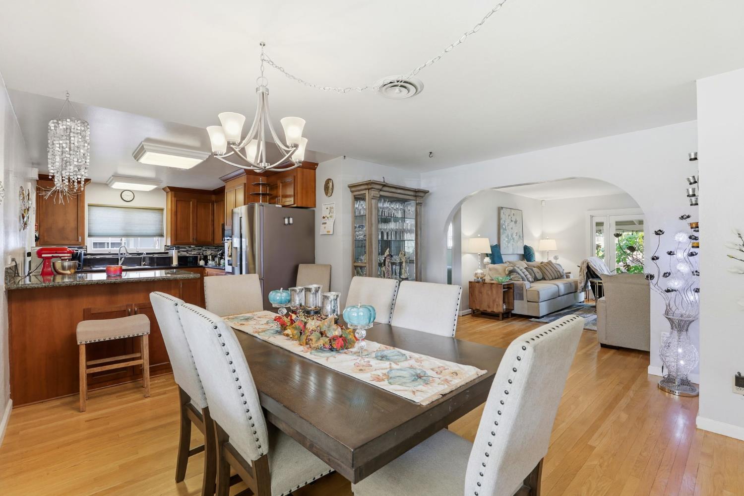 7545 Almondwood Avenue