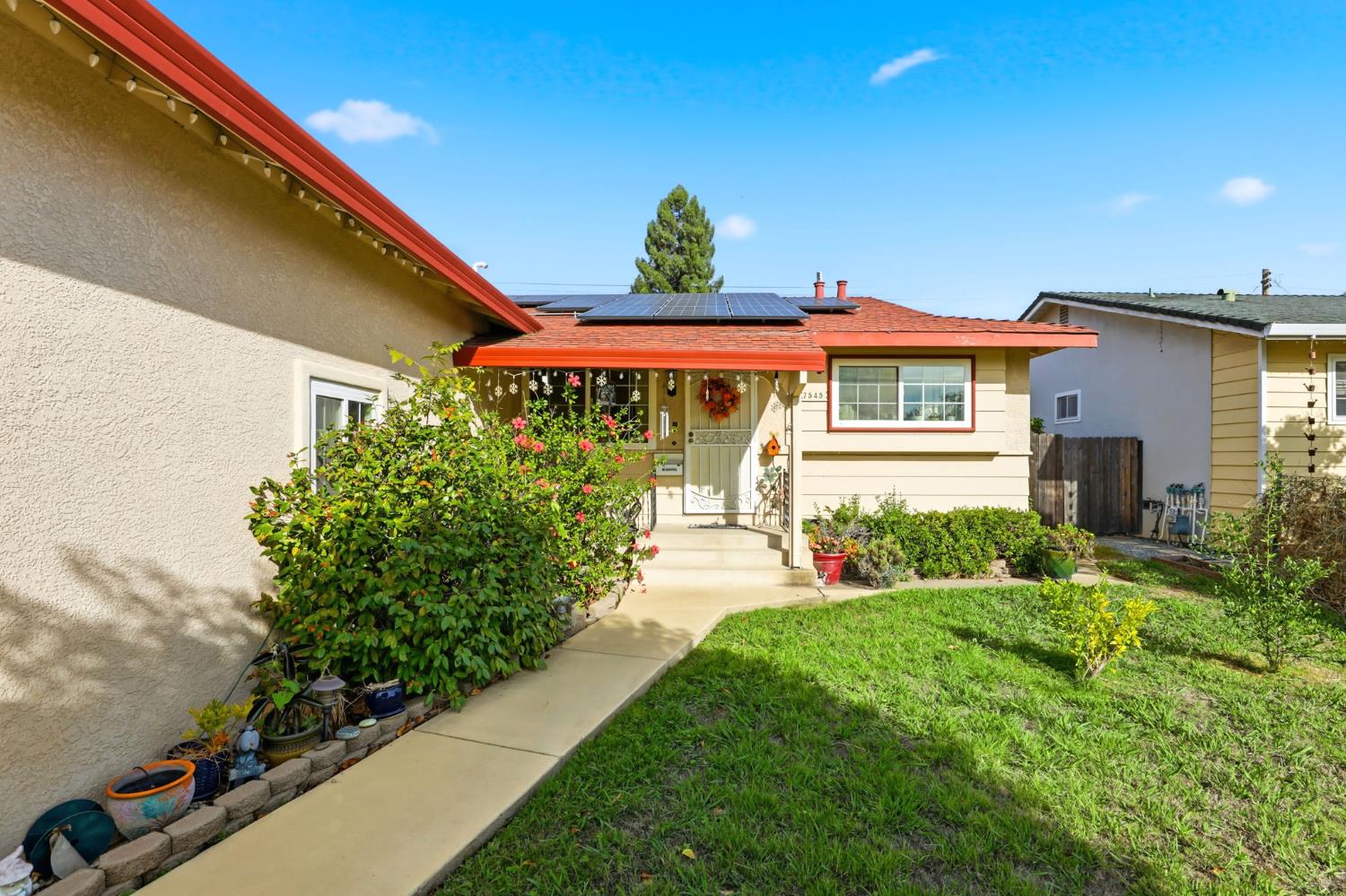 7545 Almondwood Avenue