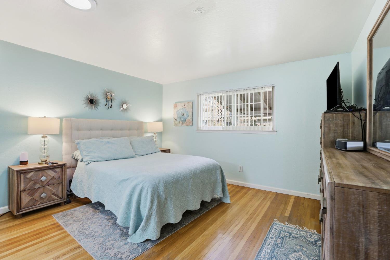 7545 Almondwood Avenue