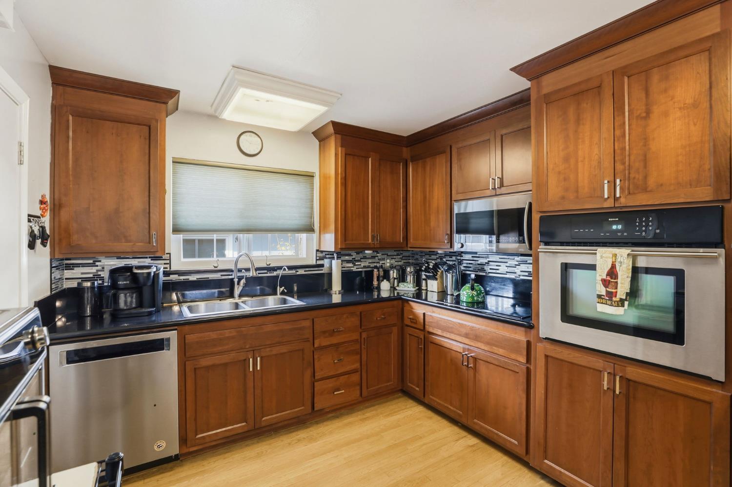 7545 Almondwood Avenue