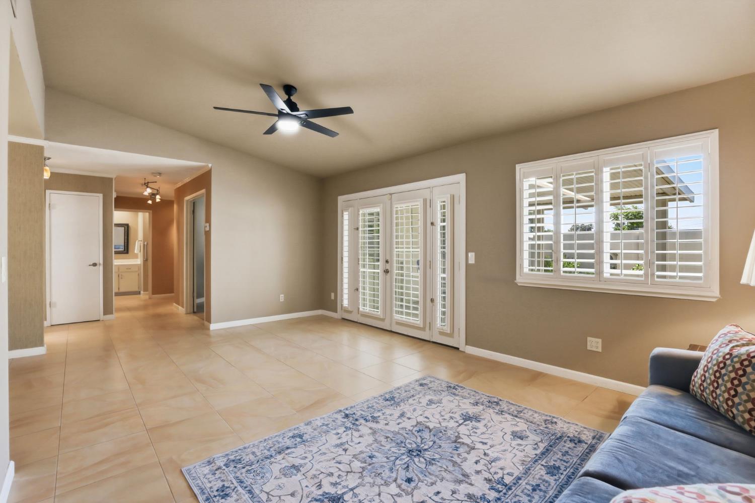 7526 Sunfaire Lane