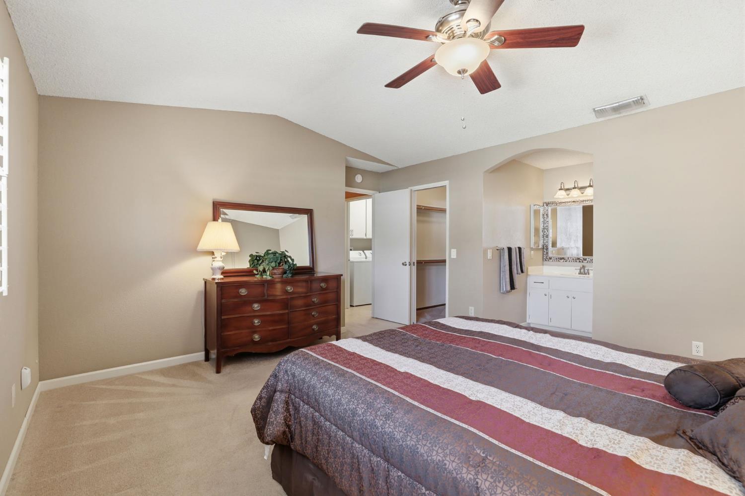 7526 Sunfaire Lane