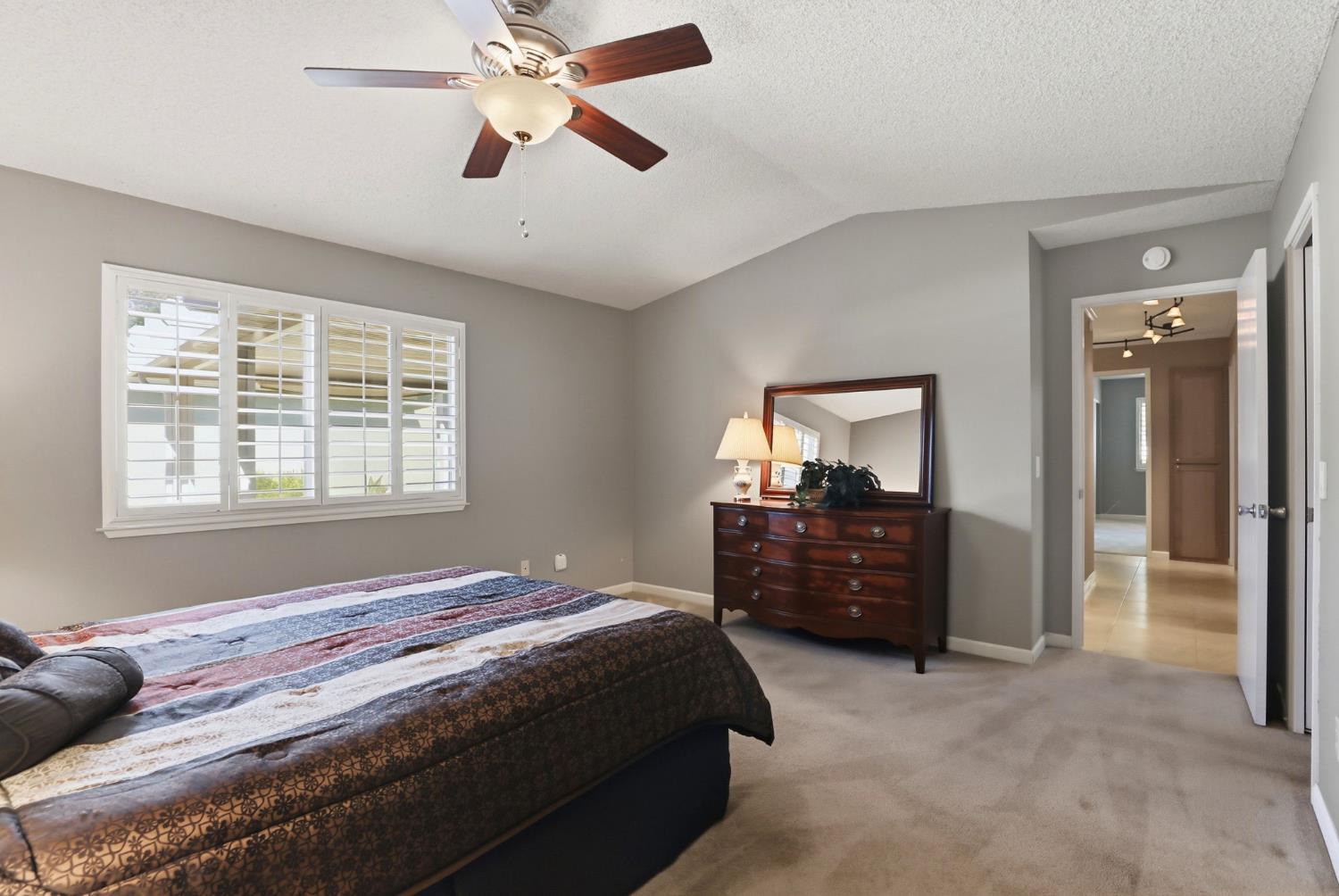 7526 Sunfaire Lane