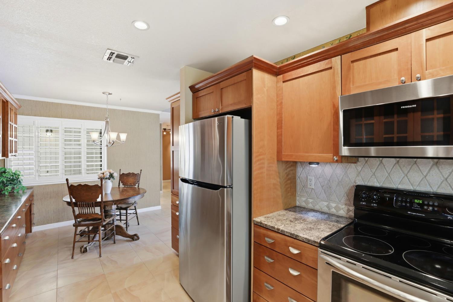 7526 Sunfaire Lane