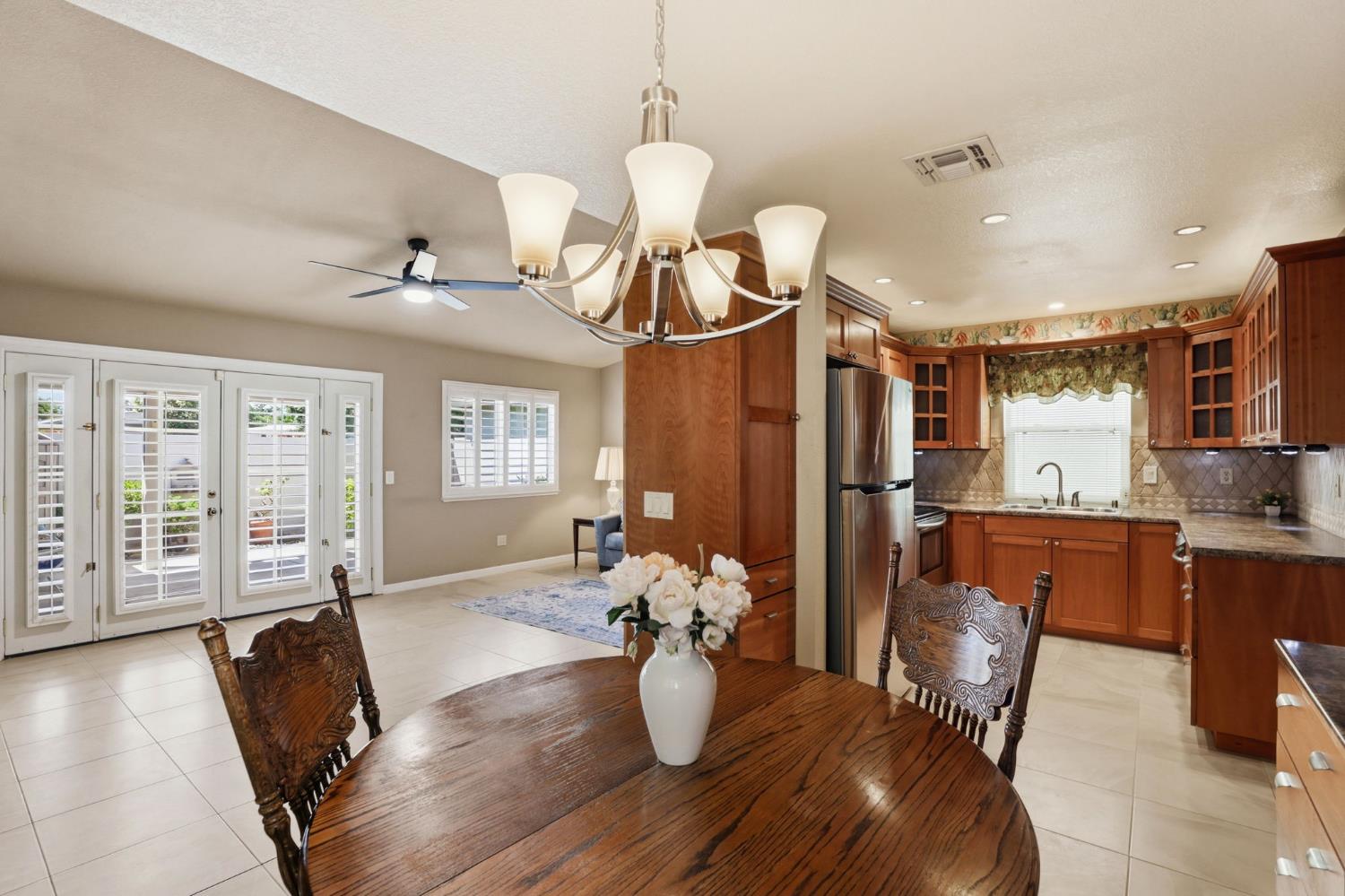 7526 Sunfaire Lane