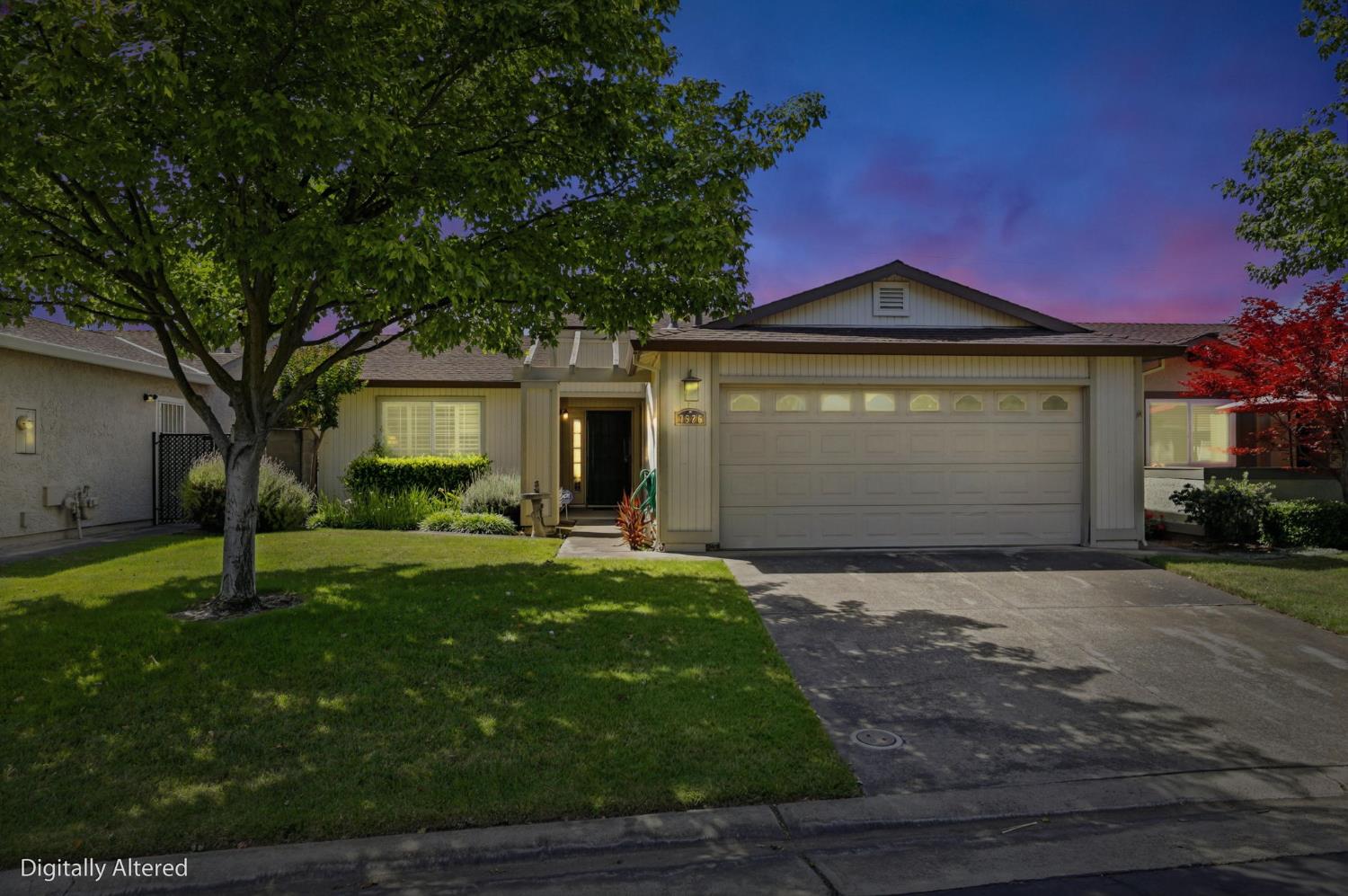 7526 Sunfaire Lane