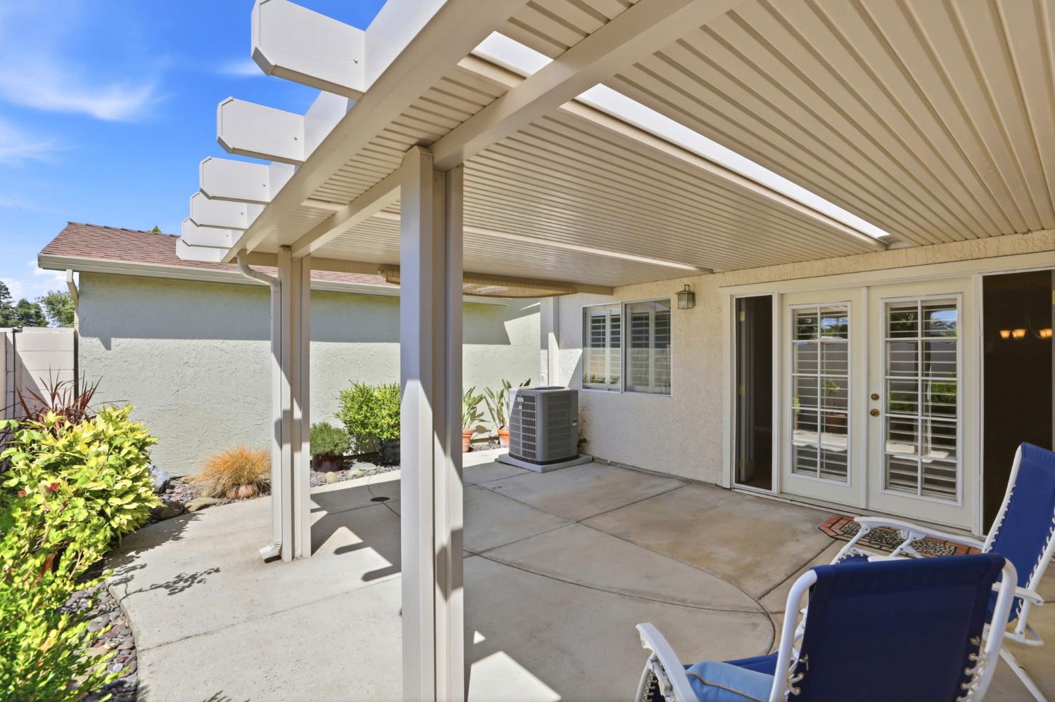 7526 Sunfaire Lane