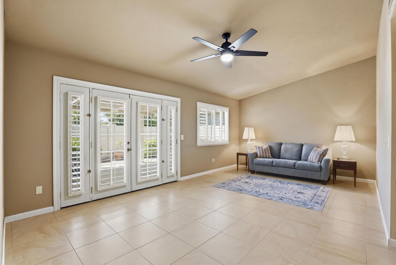 7526 Sunfaire Lane