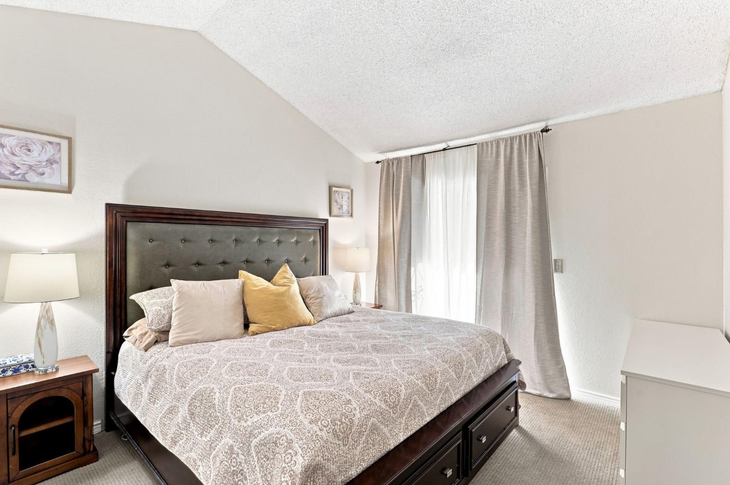 2410 Seamist Drive