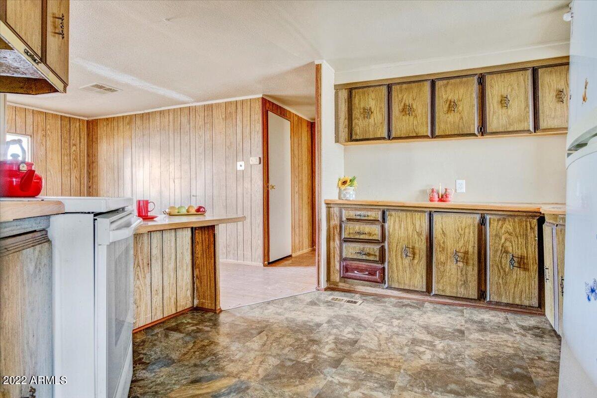 775 E Southern Avenue