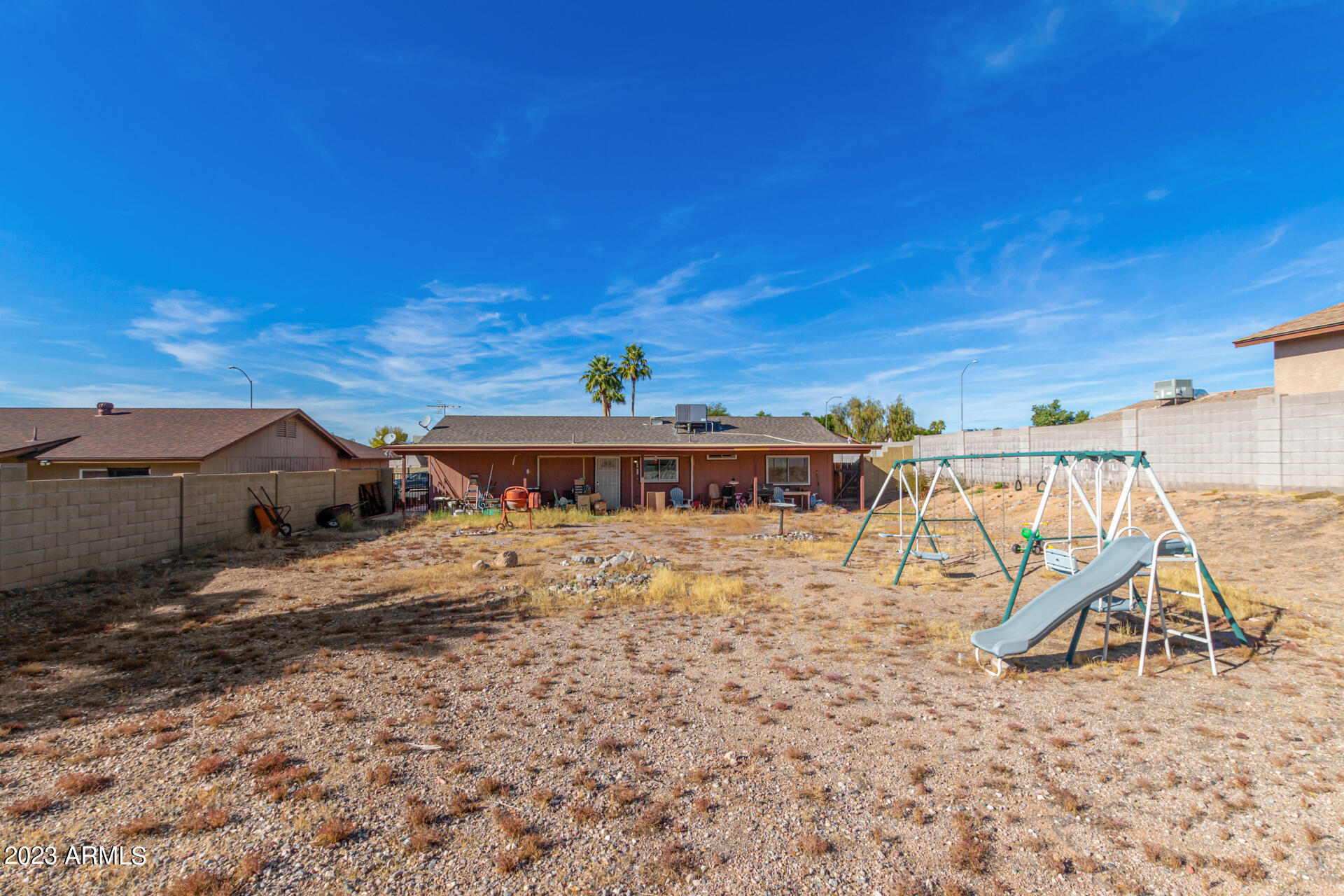 1409 N SAWYER