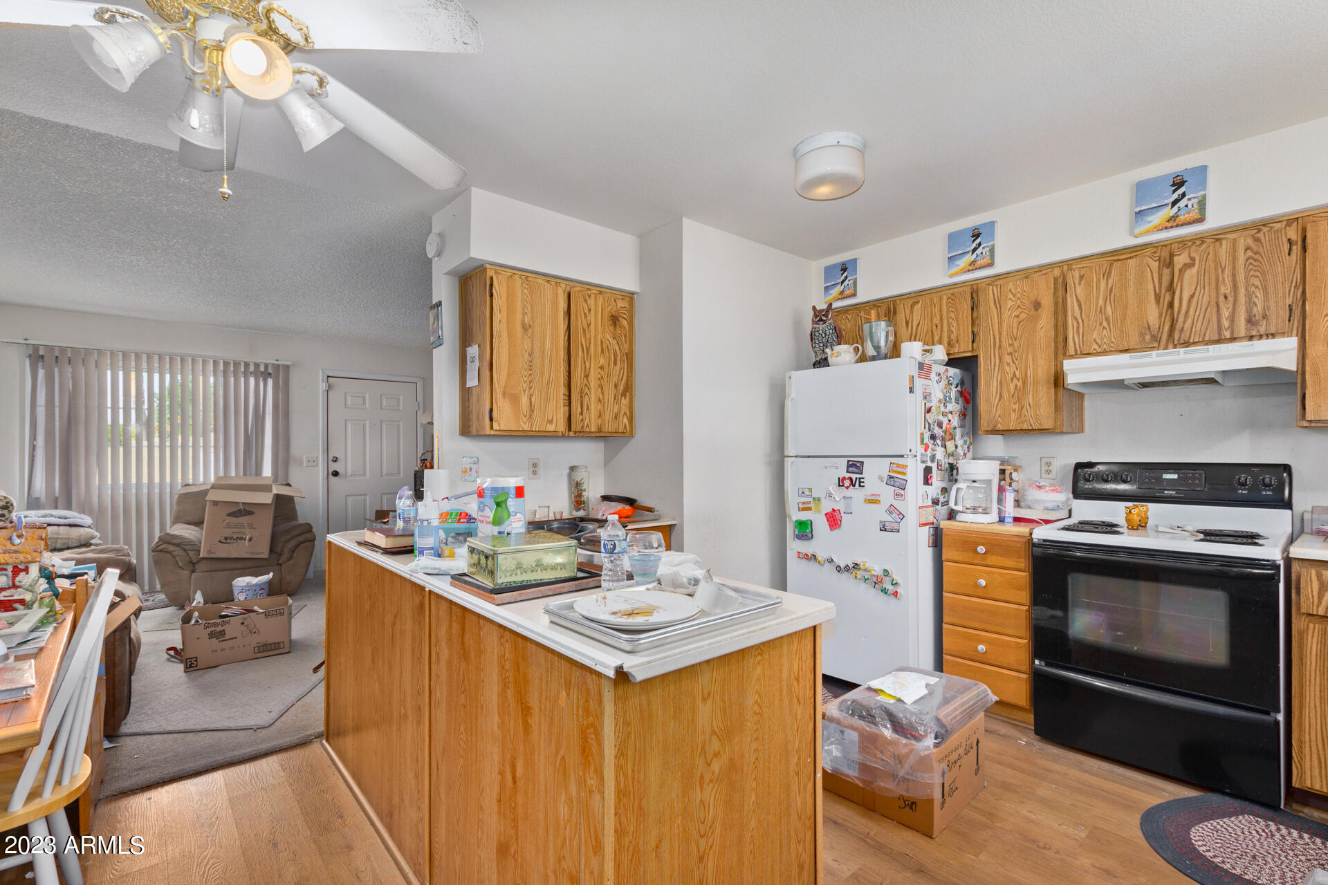1409 N SAWYER