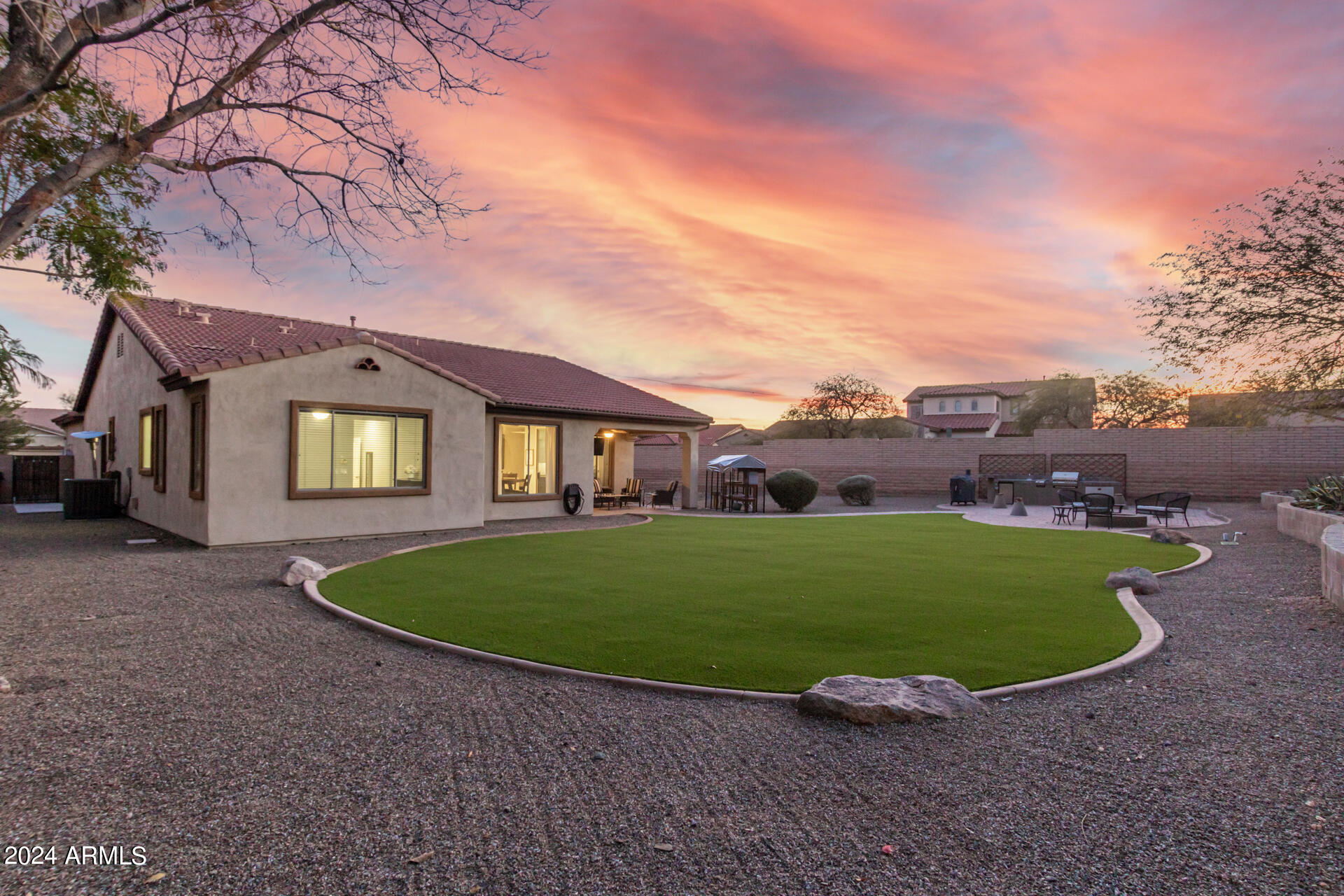 12662 W Miner Trail