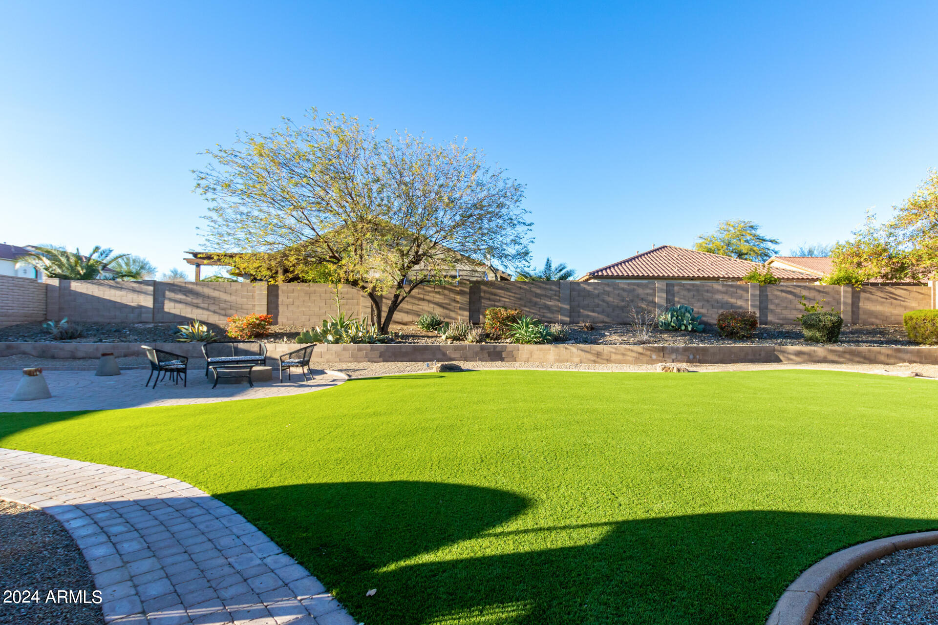 12662 W Miner Trail
