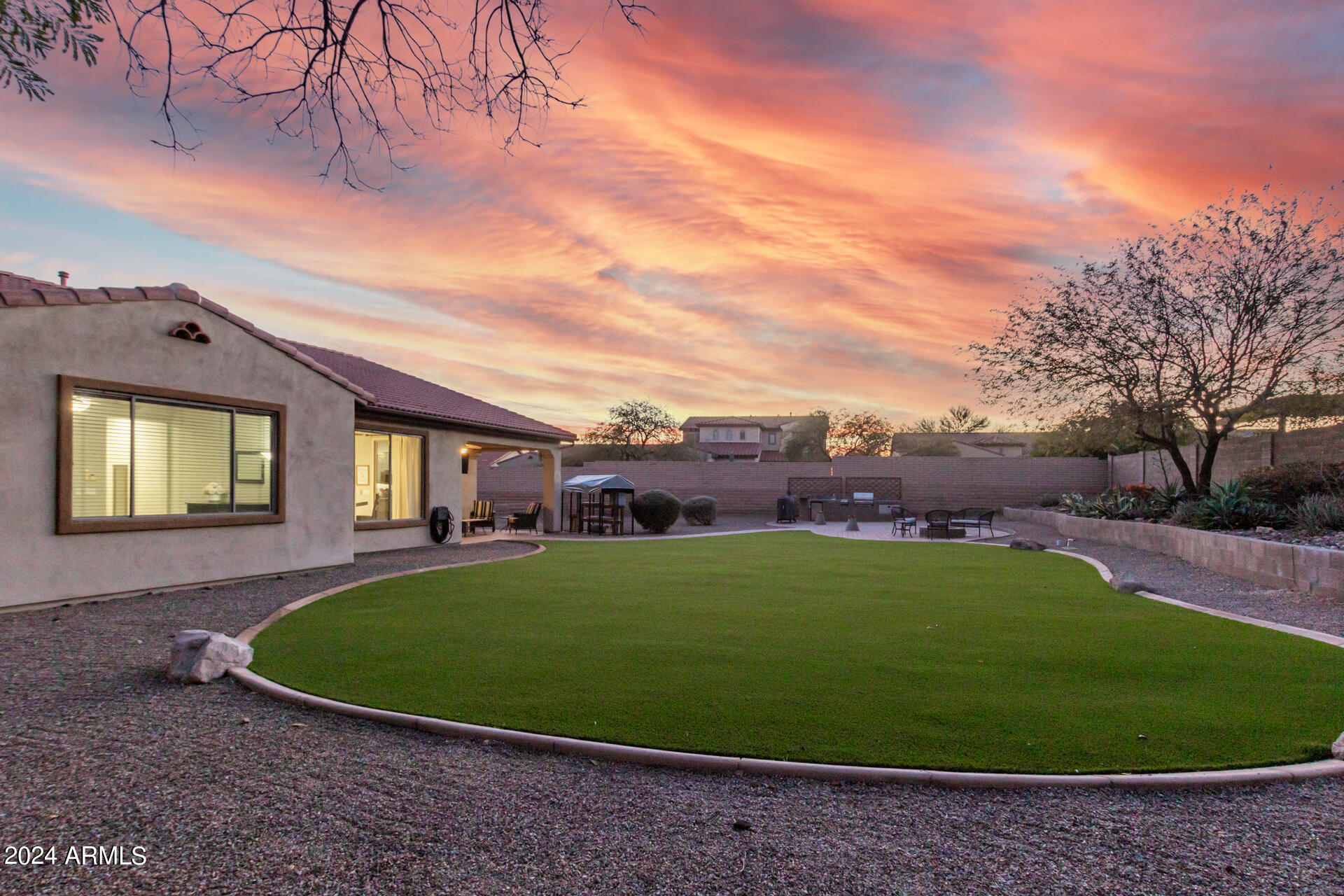12662 W Miner Trail