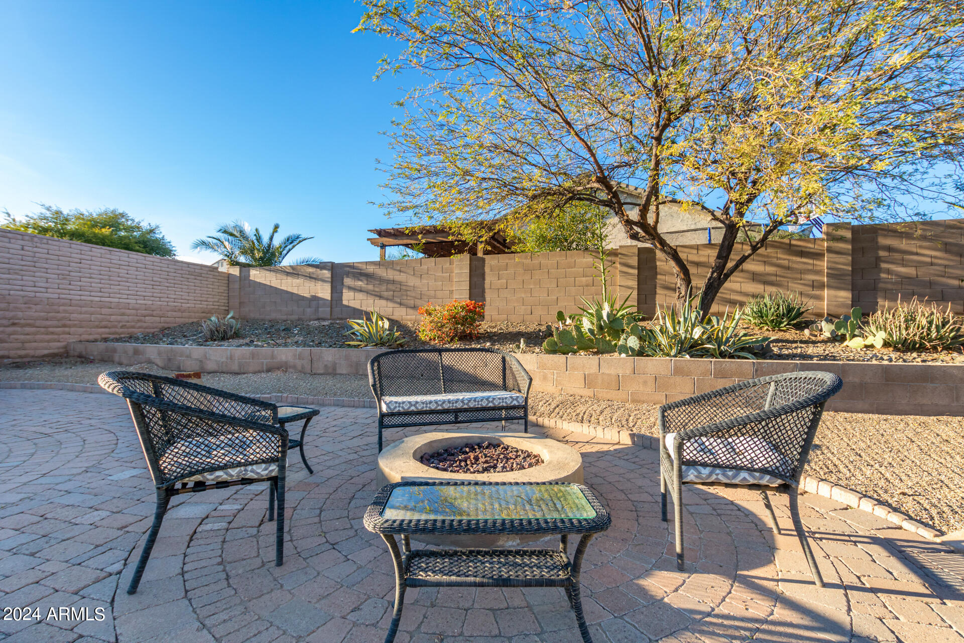 12662 W Miner Trail