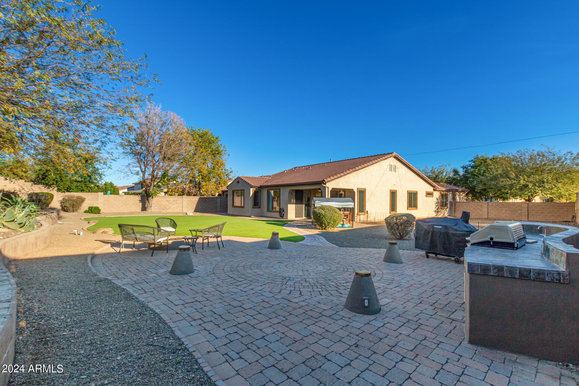 12662 W Miner Trail