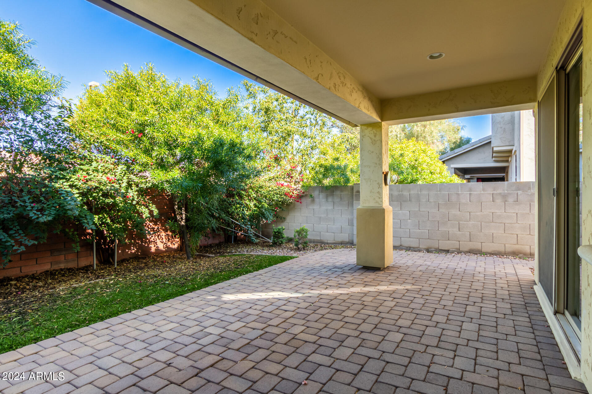 2116 S Nancy Lane