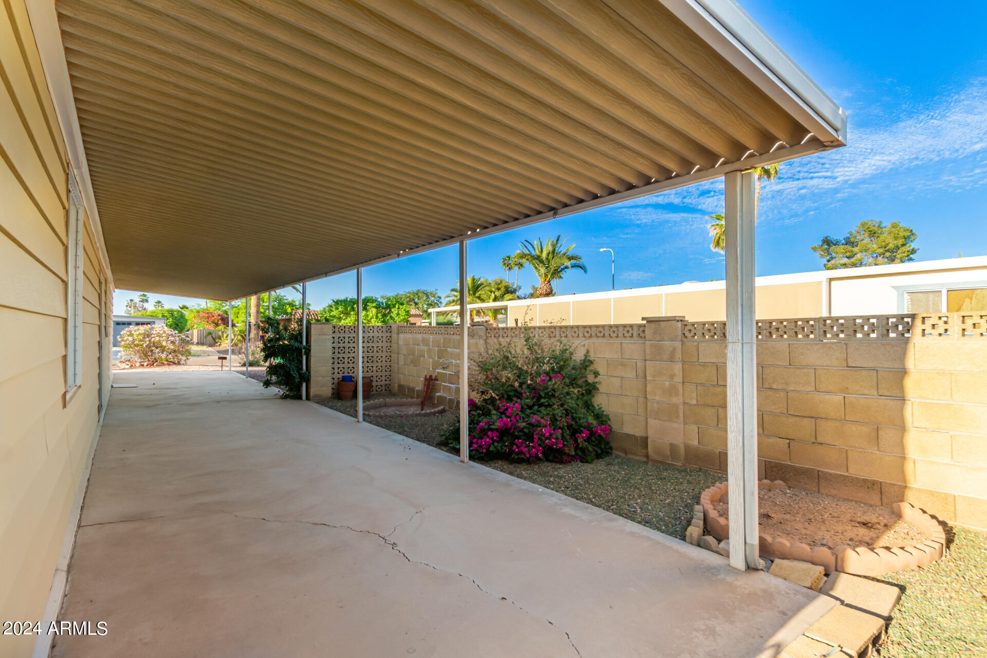 8821 E ILLINOIS Avenue