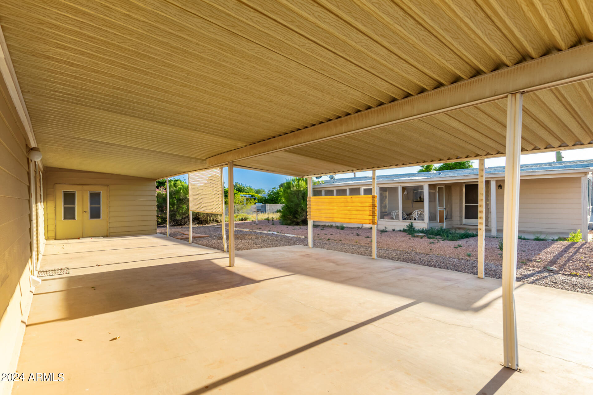 8821 E ILLINOIS Avenue