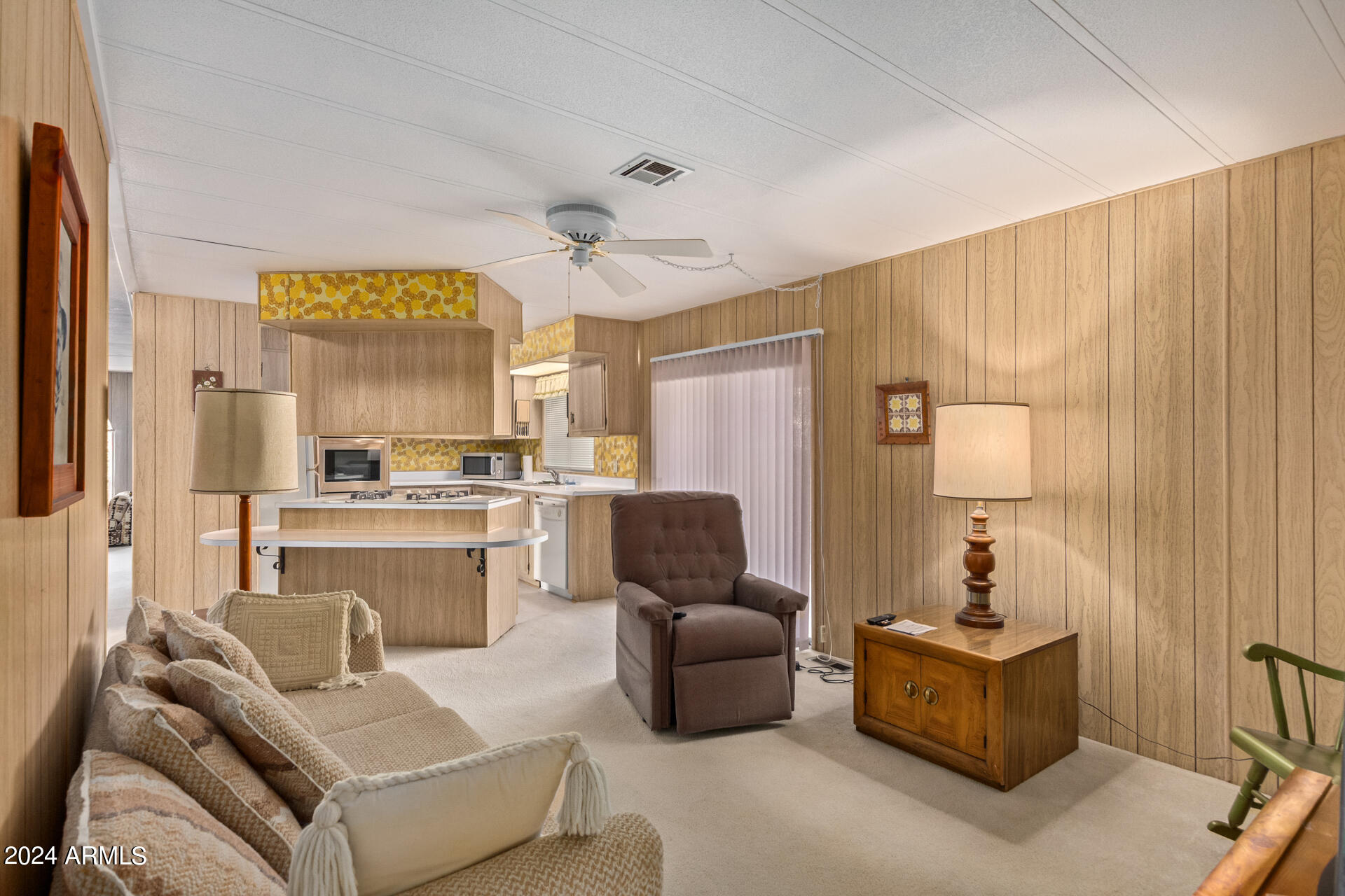 8821 E ILLINOIS Avenue