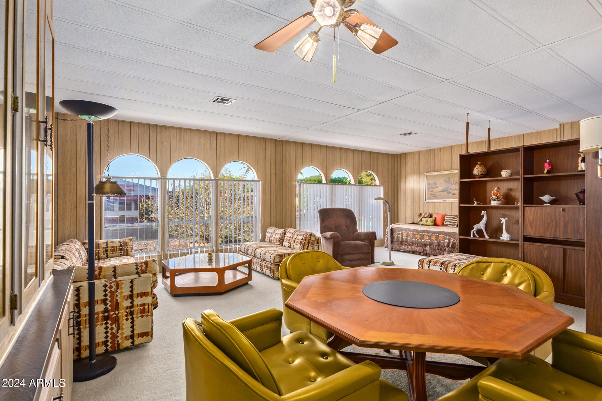 8821 E ILLINOIS Avenue